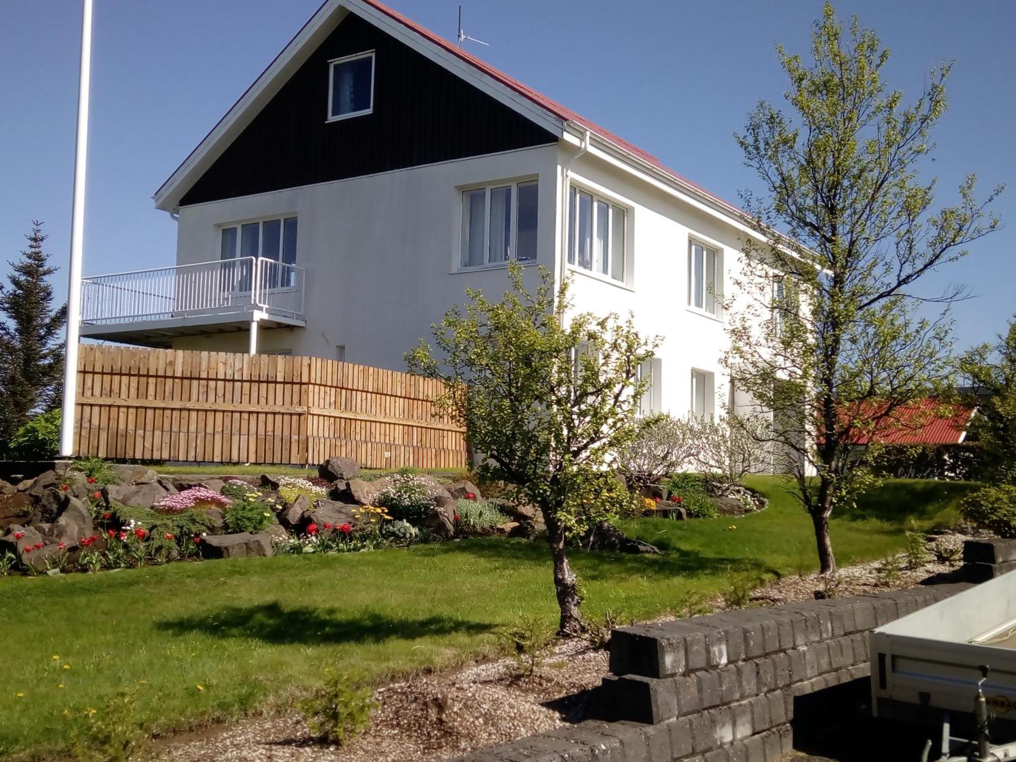Setrith Guesthouse Borgarnes Exterior foto